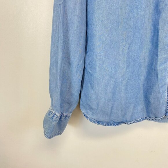 Kate Hill Denim Chambray Button Down Top - Picture 6 of 9